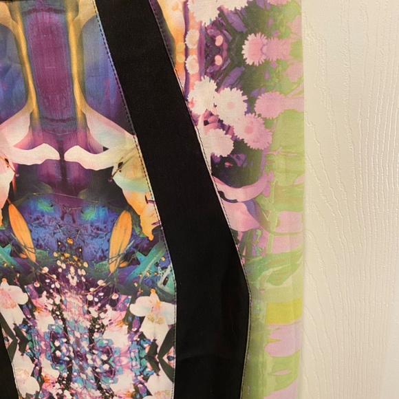 Bebe Bodycon Vibrant Y2K Watercolor Contrast Dress - Size Small - Picture 6 of 8